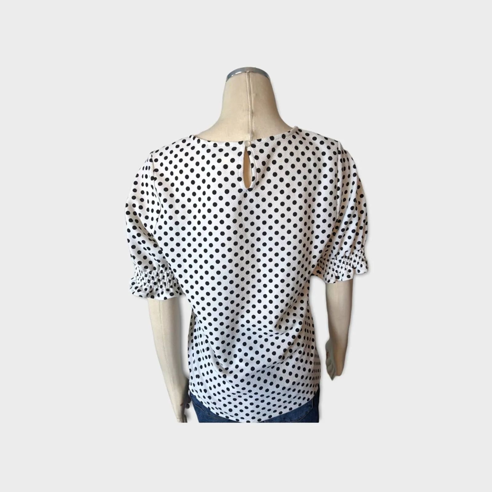 ADRIANNA PAPELL White Polka Dot Smocking Puff Sleeve Top Medium