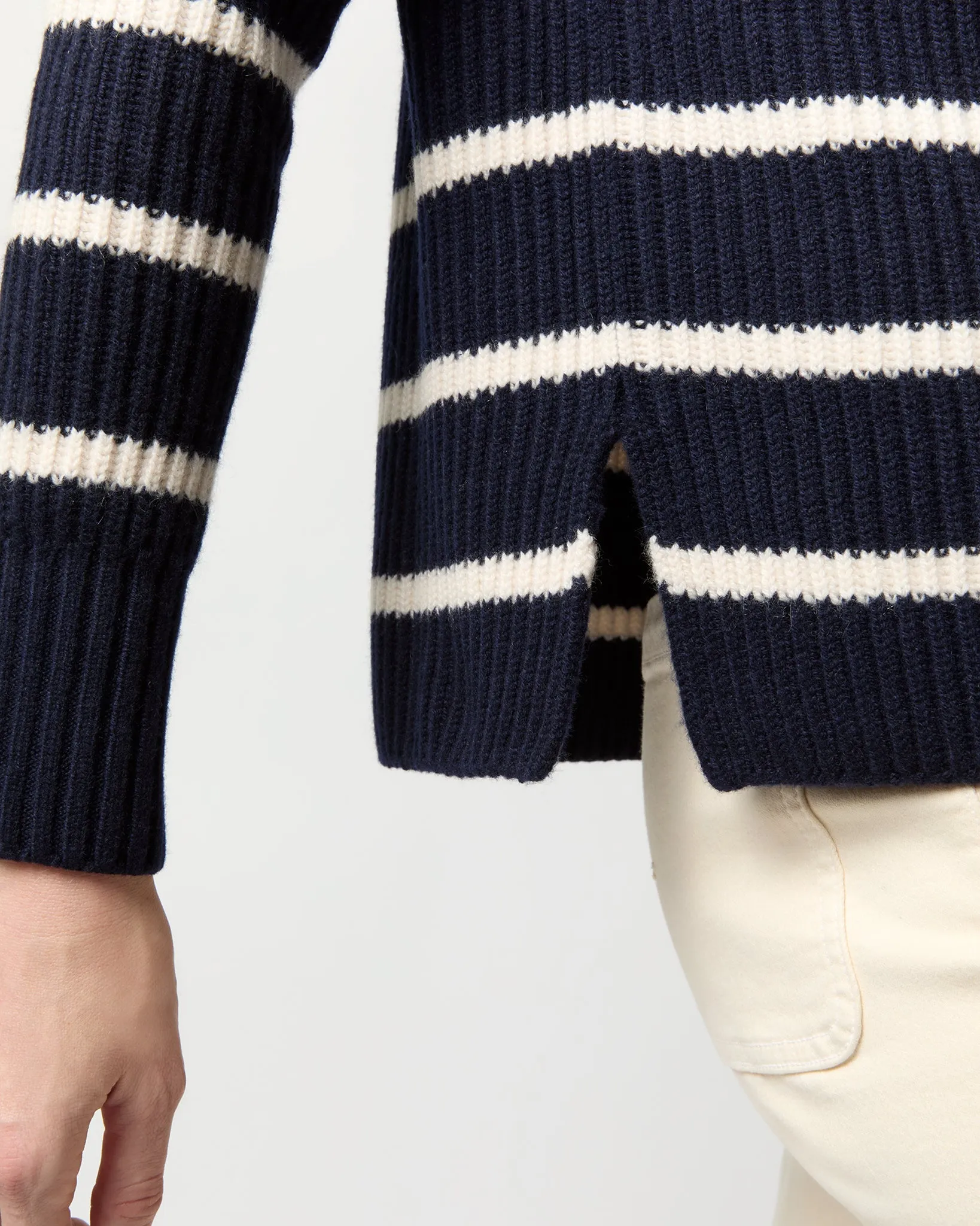 Dana Shaker-Stitch Turtleneck Sweater in Navy/Crème Stripe Cashmere