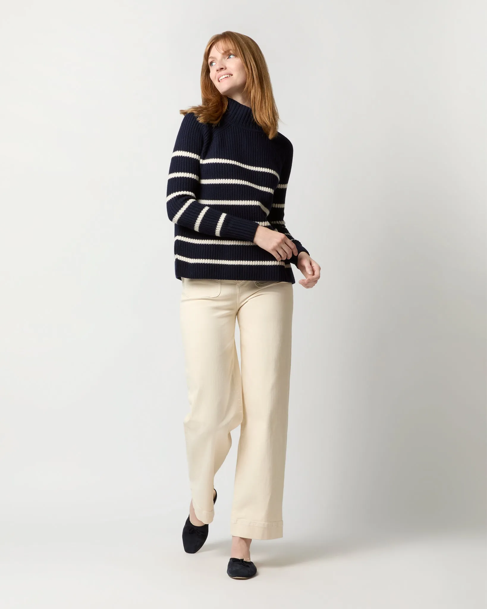 Dana Shaker-Stitch Turtleneck Sweater in Navy/Crème Stripe Cashmere