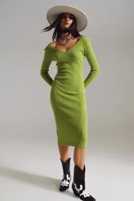 Midi bodycon knitted dress with V-neck in green.