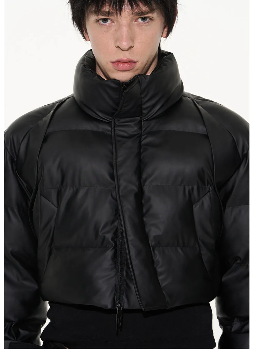 Short Silhouette Strap Down Jacket