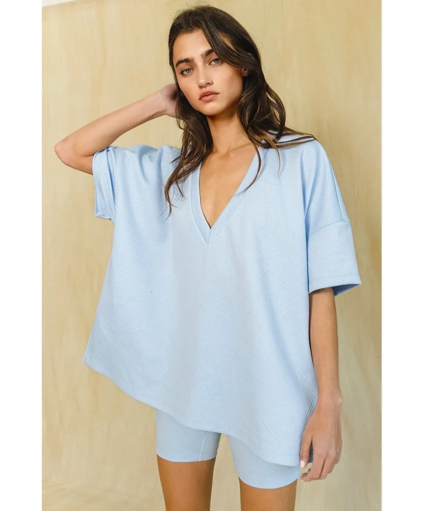 Taylor Oversized Solid Textured V-Line Back Tunic Top