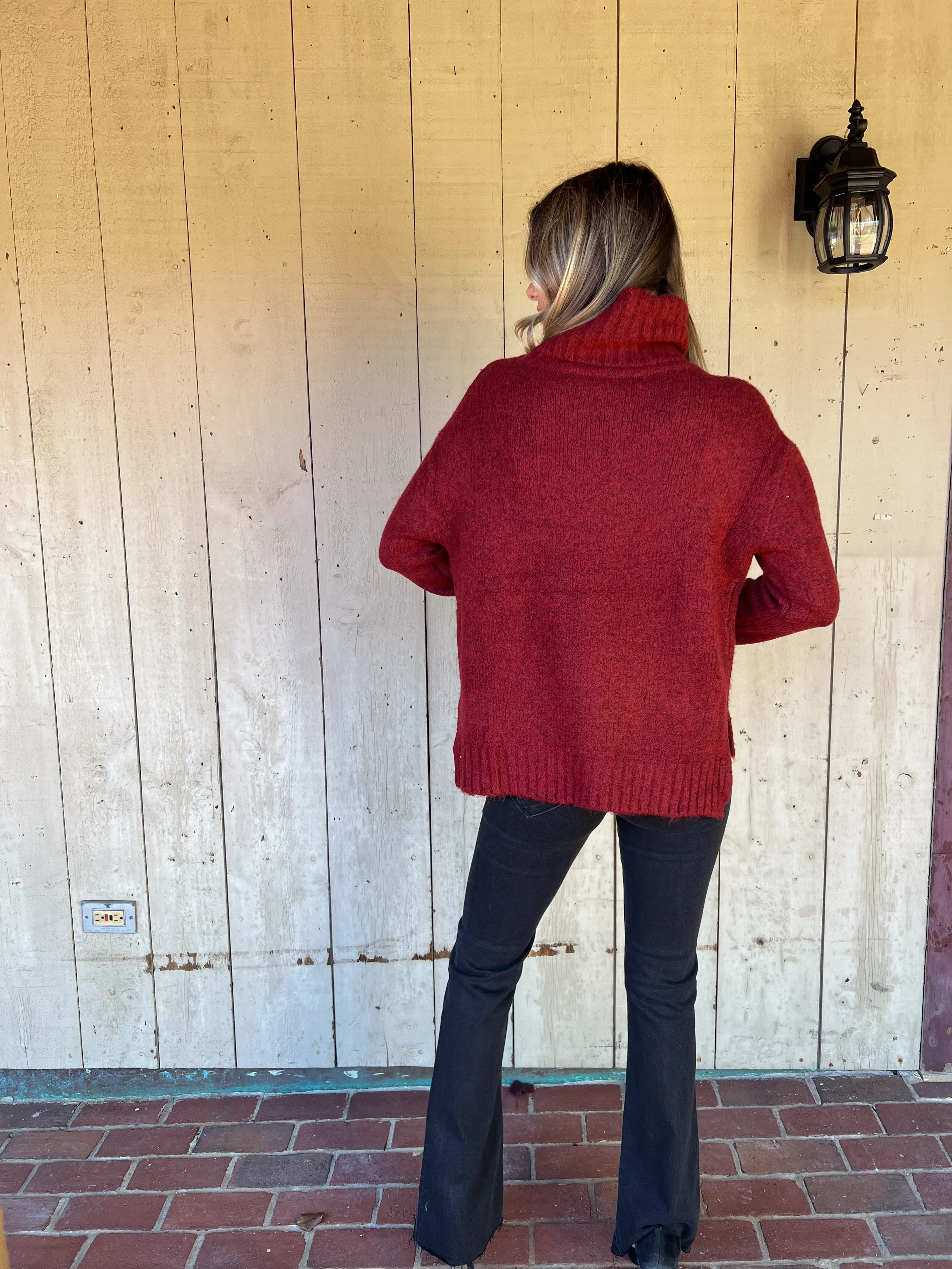 The Abigale Turtleneck Burgundy