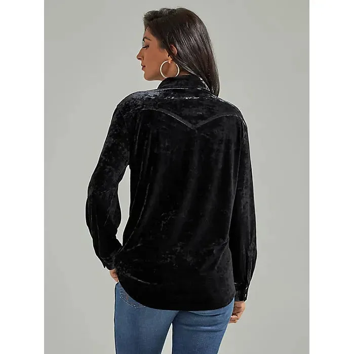 WOMEN'S WRANGLER RETRO® LONG SLEEVE BOYFRIEND FIT BUTTON-DOWN VELVET TOP IN BLACK